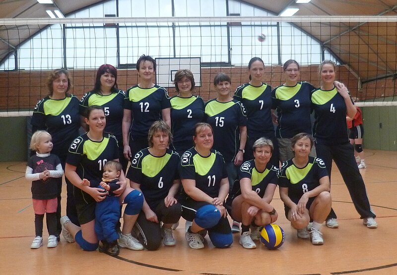Mannschaftsfoto_TSV_Volleyball_Damen_2013