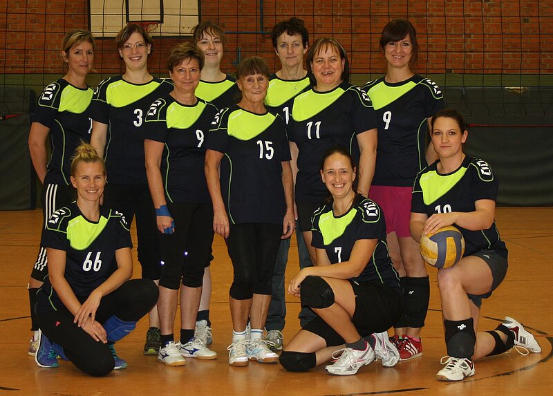 Mannschaftsfoto_TSV_Volleyball_Damen_2015